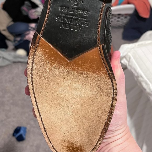 MAKE AN OFFER — Allen Edmonds McAllister Wingtip Oxford Dress Shoe, Size 8.5 EEE main image 6